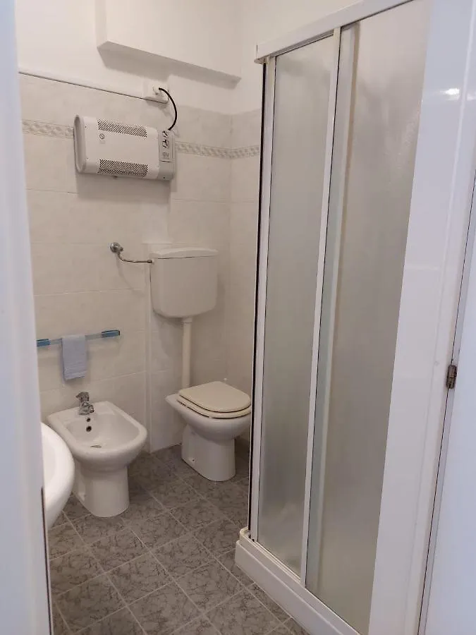 Residence Nerissa Montemarciano 0*,
